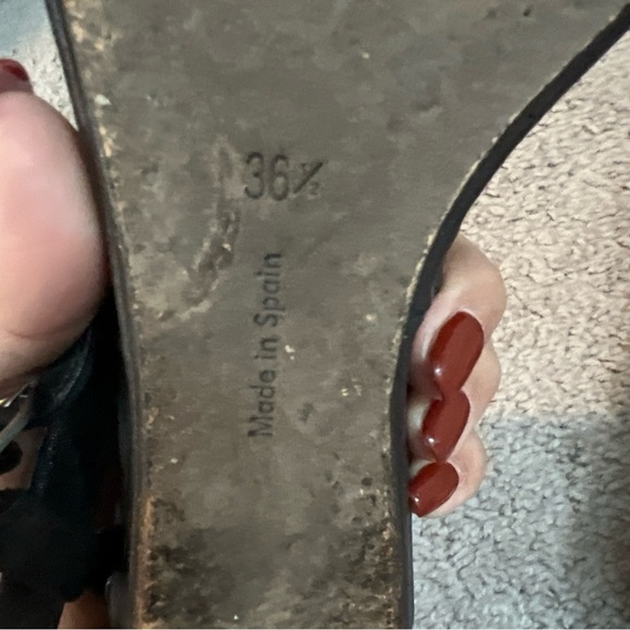 Coclico Leather Sandals - Picture 7 of 8